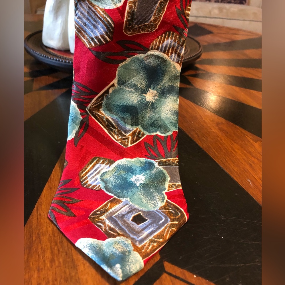 🔥Bugati Italian Silk Tie Red with Sea Green Floral Print Made in the USA